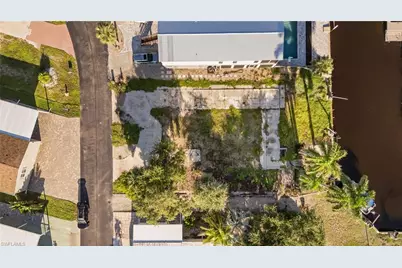 4797 Tahiti Dr, Bonita Springs, FL 34134 - Photo 5