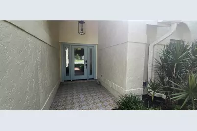 5549 Foxhunt Way, Naples, FL 34104 - Photo 9