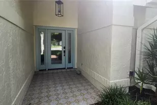5549 Foxhunt Way, Naples, FL 34104 - Photo 9