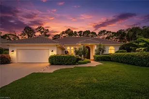 189 Edgemere Way S, Naples, FL 34105 - Photo 1