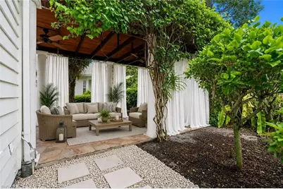 189 Edgemere Way S, Naples, FL 34105 - Photo 35