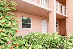 200 Turtle Lake Ct, Naples, FL 34105 - Photo 3