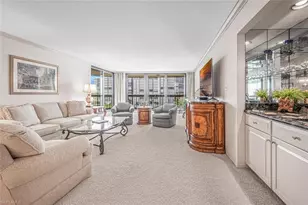 4551 Gulf Shore Blvd N, Naples, FL 34103 - Photo 7