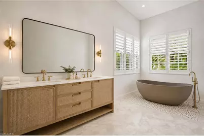 499 Terracina Way, Naples, FL 34119 - Photo 9