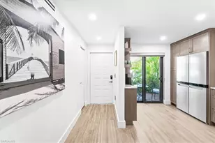 3219 Horse Carriage Way, Naples, FL 34105 - Photo 5