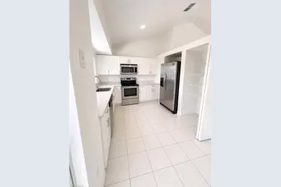 5300 17th Ave SW, Naples, FL 34116 - Photo 7