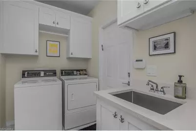 6099 Fairway Ct, Naples, FL 34110 - Photo 19