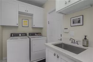 6099 Fairway Ct, Naples, FL 34110 - Photo 19