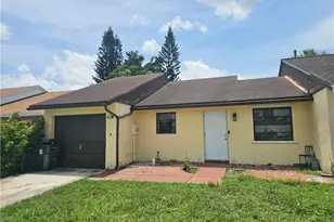 5078 Amber Ln, Lake Worth, FL 33463 - Photo 11