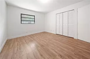 5078 Amber Ln, Lake Worth, FL 33463 - Photo 5