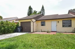 5078 Amber Ln, Lake Worth, FL 33463 - Photo 9