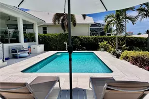 383 Seabee Ave, Naples, FL 34108 - Photo 9