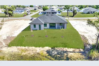 2206 NE 35th Ln, Cape Coral, FL 33909 - Photo 23