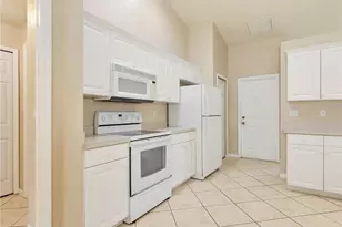 9299 Crocus Ct, Fort Myers, FL 33967 - Photo 11