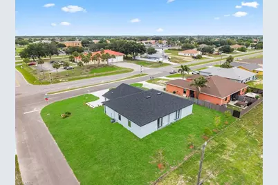 1024/1026 Diplomat Pkwy E, Cape Coral, FL 33909 - Photo 19