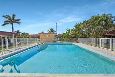 2710 Arbutus St #B1, Naples, FL 34112 - Photo 25