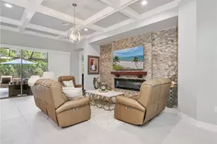 16395 Barclay Ct, Naples, FL 34110 - Photo 9