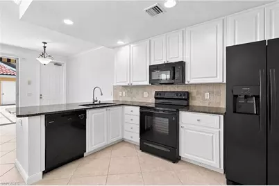 3564 Islandwalk Cir, Naples, FL 34119 - Photo 15