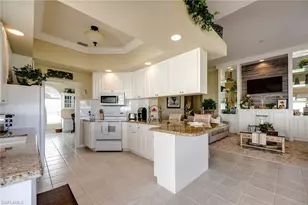 3917 Isla Ciudad Ct, Naples, FL 34109 - Photo 7