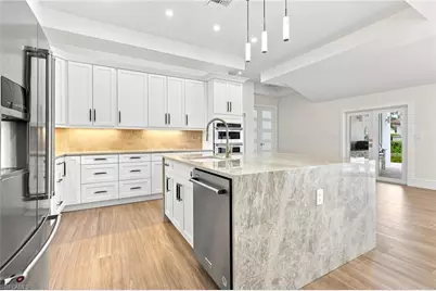 5203 Starfish Ave, Naples, FL 34103 - Photo 15