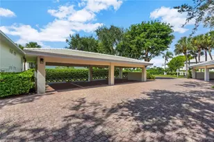 780 Willowbrook Dr, Naples, FL 34108 - Photo 3