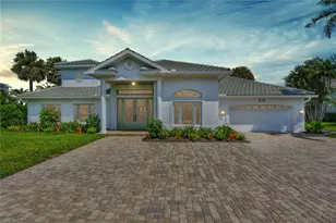 215 Mooring Line Dr, Naples, FL 34102 - Photo 1
