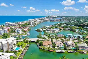 215 Mooring Line Dr, Naples, FL 34102 - Photo 5