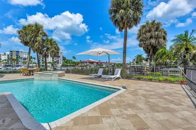 215 Mooring Line Dr, Naples, FL 34102 - Photo 47