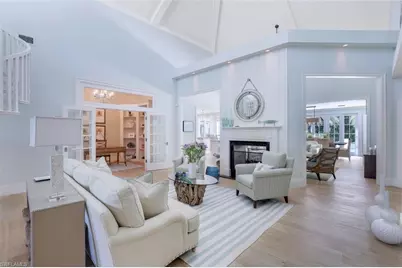 154 4th Ave N, Naples, FL 34102 - Photo 9