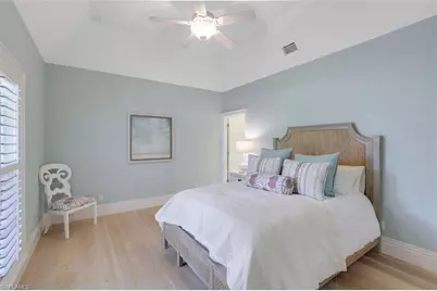 154 4th Ave N, Naples, FL 34102 - Photo 31