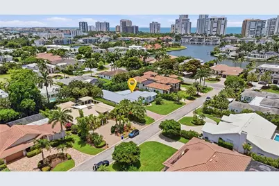 506 Pine Grove Ln, Naples, FL 34103 - Photo 5