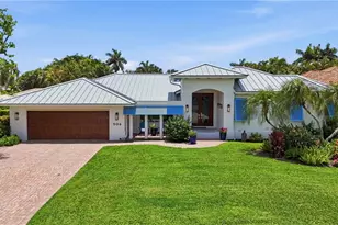 506 Pine Grove Ln, Naples, FL 34103 - Photo 3
