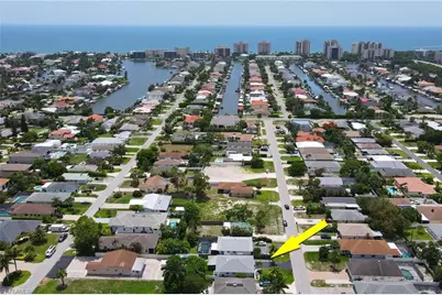 564 107th Ave N, Naples, FL 34108 - Photo 17