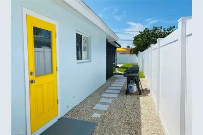 564 107th Ave N, Naples, FL 34108 - Photo 31