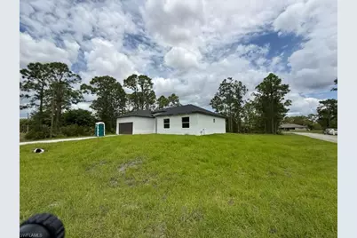 723 Epps Brown St E, Lehigh Acres, FL 33974 - Photo 41