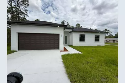 723 Epps Brown St E, Lehigh Acres, FL 33974 - Photo 7