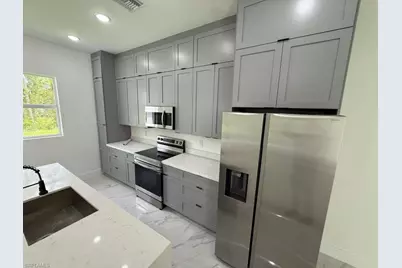 723 Epps Brown St E, Lehigh Acres, FL 33974 - Photo 13