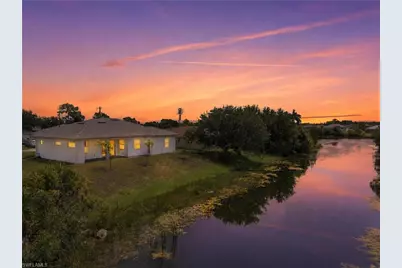1120 NE 32nd Ln, Cape Coral, FL 33909 - Photo 37