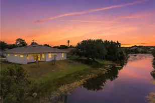 1120 NE 32nd Ln, Cape Coral, FL 33909 - Photo 37