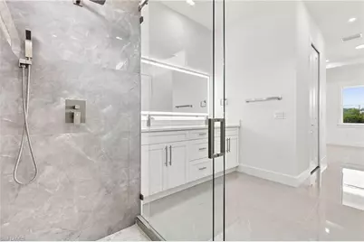 1120 NE 32nd Ln, Cape Coral, FL 33909 - Photo 25