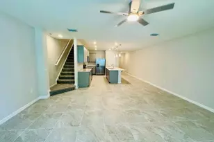 27899 Radiant Ct, Bonita Springs, FL 34135 - Photo 3