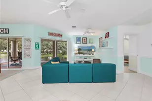 1100 Diamond Cir, Naples, FL 34110 - Photo 9
