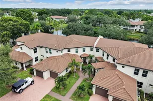 1100 Diamond Cir, Naples, FL 34110 - Photo 1
