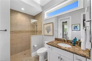 590 Putter Point Pl, Naples, FL 34103 - Photo 17