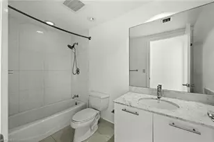 3000 Oasis Grand Blvd, Fort Myers, FL 33916 - Photo 23