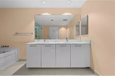 3000 Oasis Grand Blvd #1603, Fort Myers, FL 33916 - Photo 17