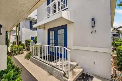 7108 Barrington Cir #202, Naples, FL 34108 - Photo 3