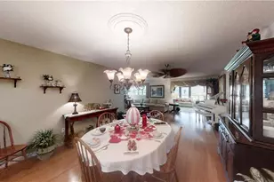 1527 Edgewater Cir, Fort Myers, FL 33919 - Photo 25