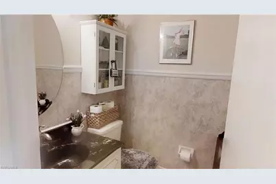 1527 Edgewater Cir, Fort Myers, FL 33919 - Photo 37