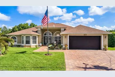 527 SW 40th Ter, Cape Coral, FL 33914 - Photo 1